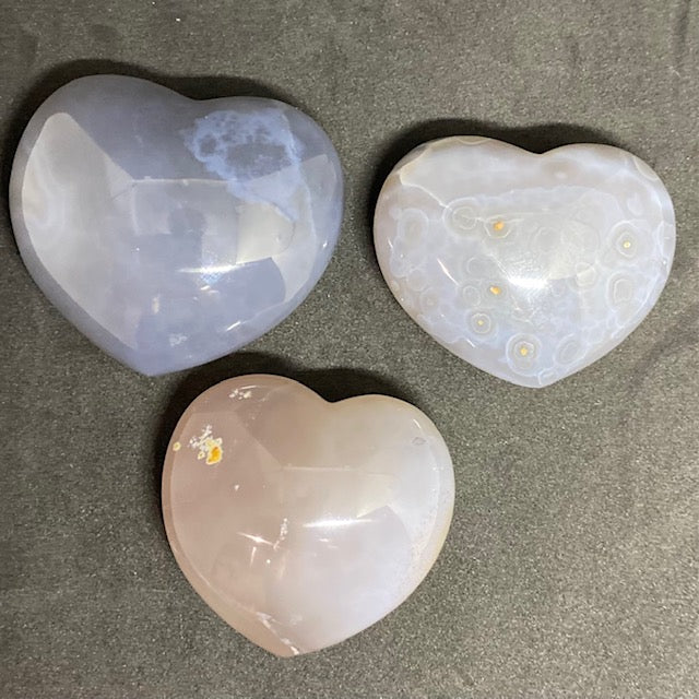 Medium Agate Geodge Heart-shaped Gemstone