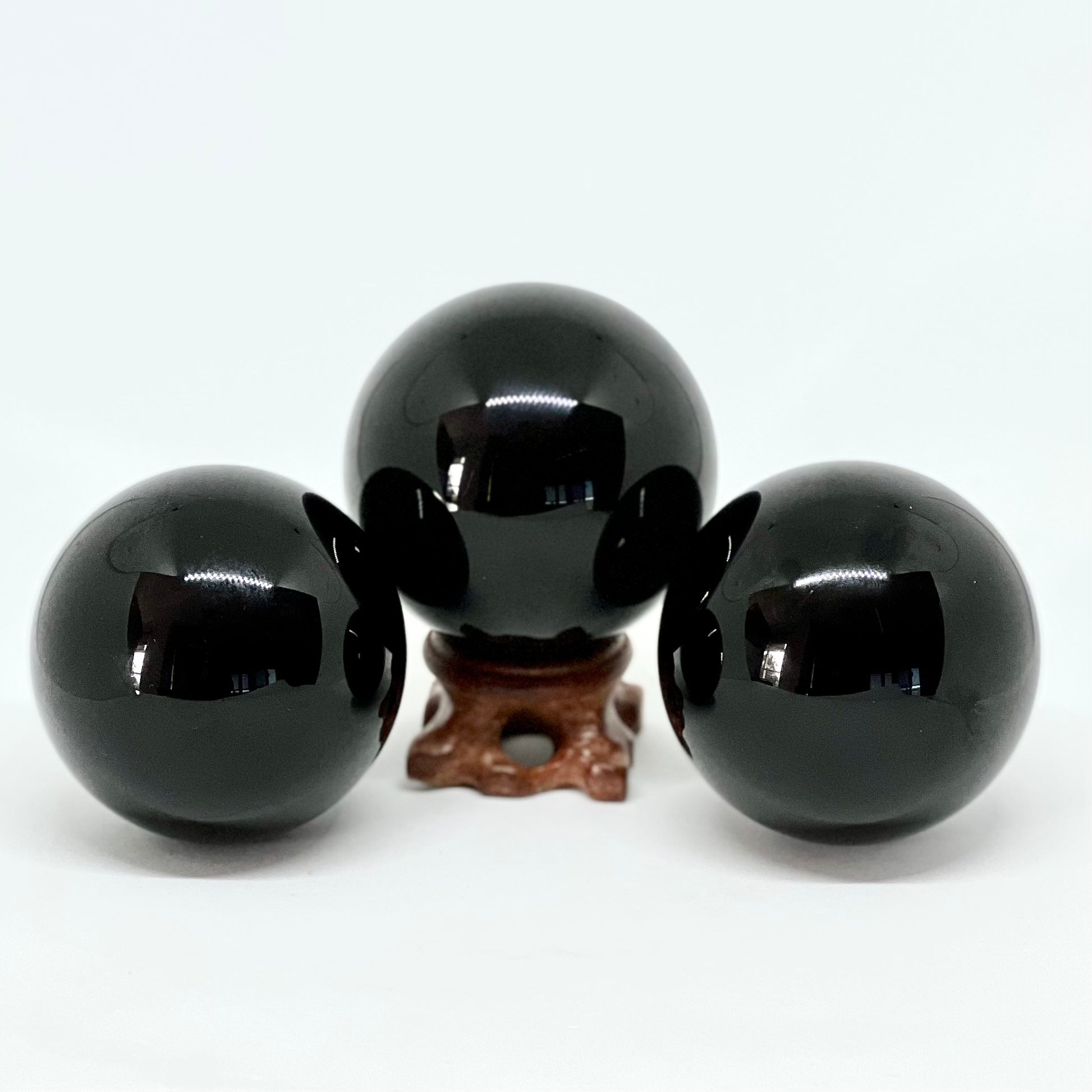 Black obsidian sphere - protection 