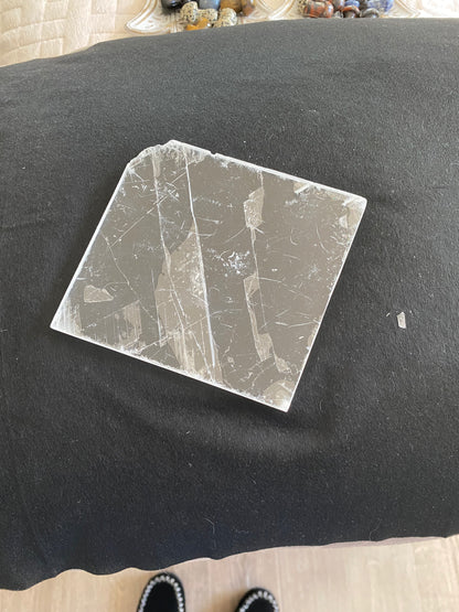 Selenite Charging Plate