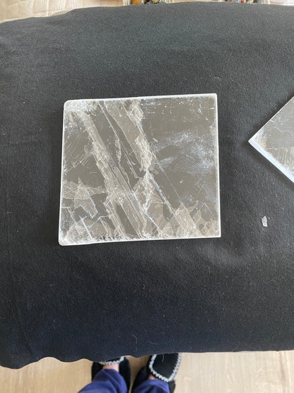 Selenite Charging Plate